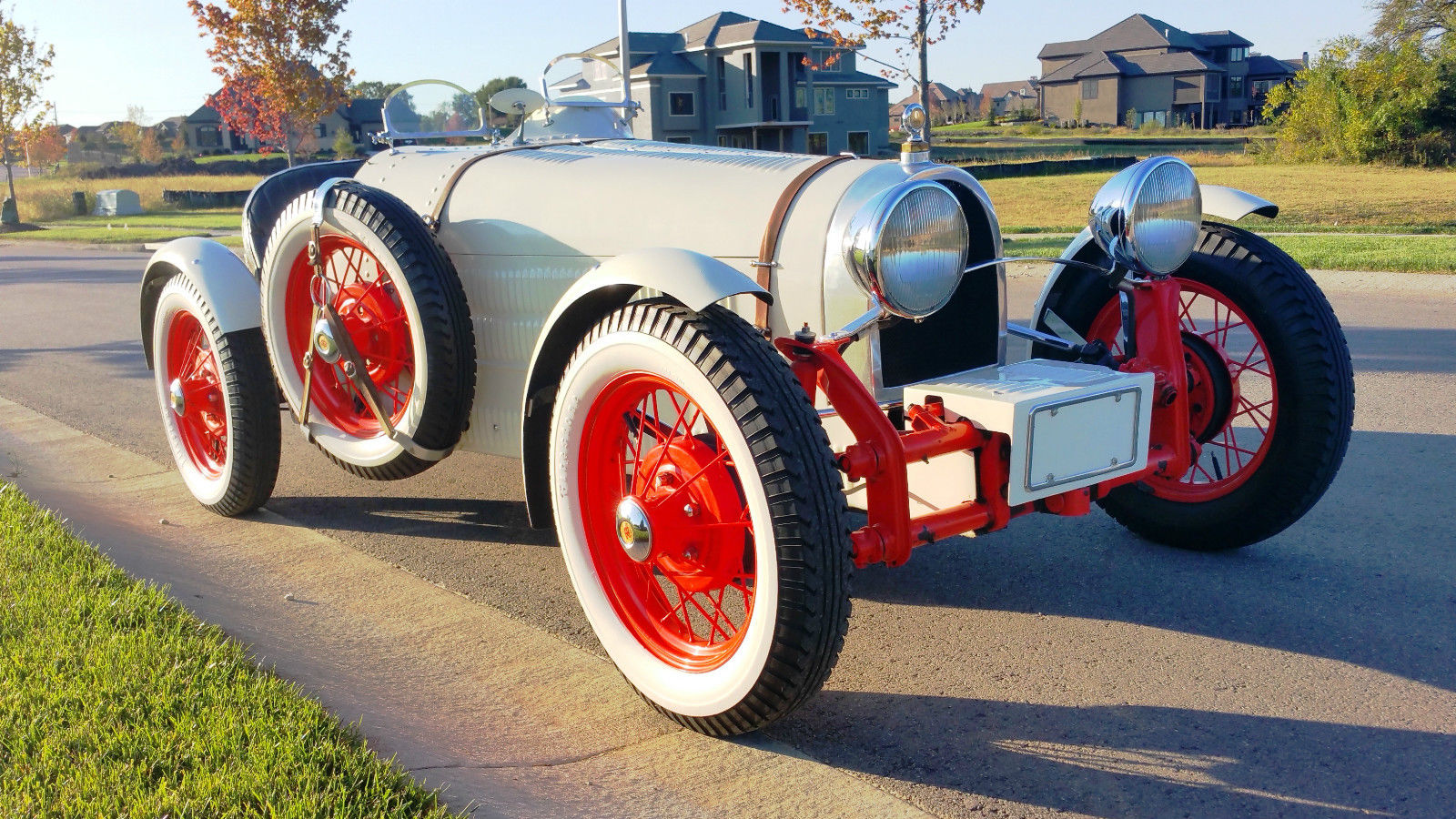 1927-ettore-bugatti-t-35b-replica-for-sale