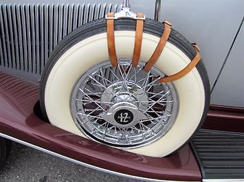1932 Auburn Twelve Salon Phaeton Sedan V12