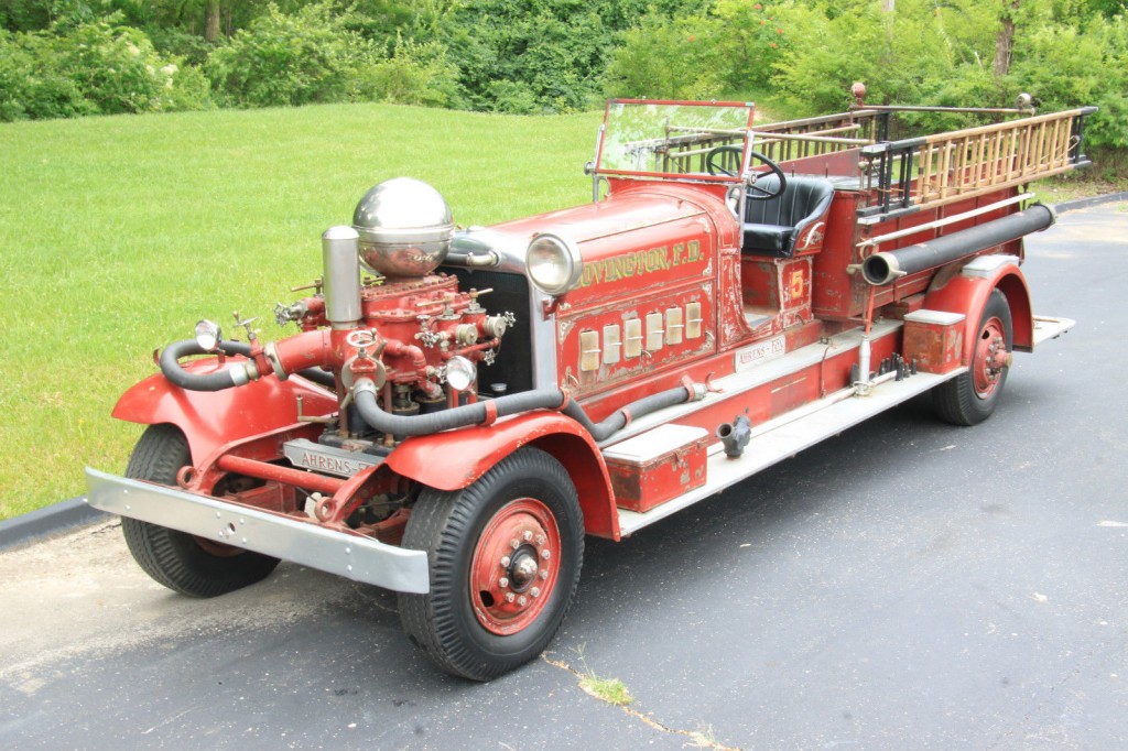 1933 Ahrens-Fox CT4 Firetruck