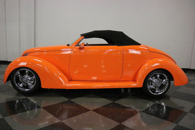GREAT 1939 Ford Roadster