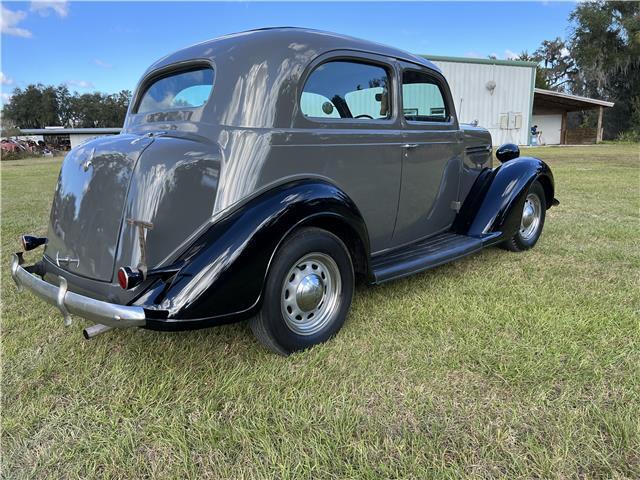 1936 Plymouth P-2
