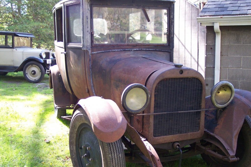 1922 Dodge Brothers sedan