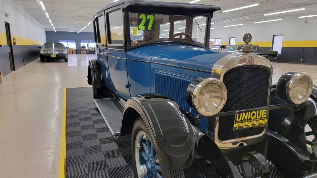 1927 Hupmobile 4dr