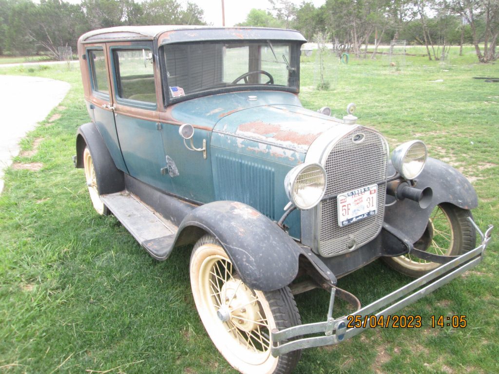 1928 Ford 4 door
