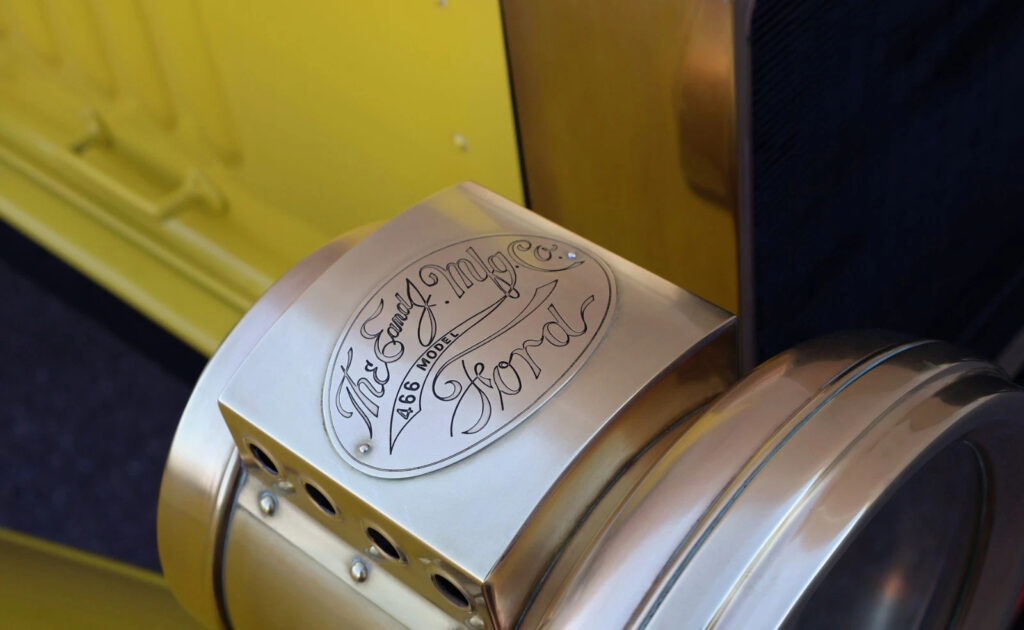 1915 Ford Model T Speedster Ford Brass Show Car Runs & Drives Excellent !