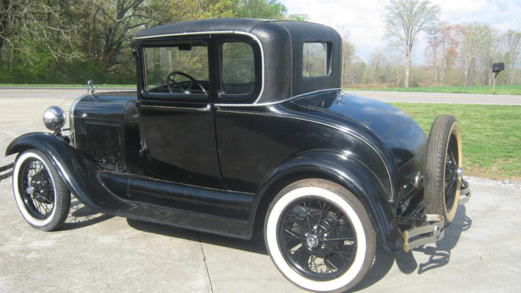 1929 Ford Model A Leather BACK Rumble SEAT Coupe