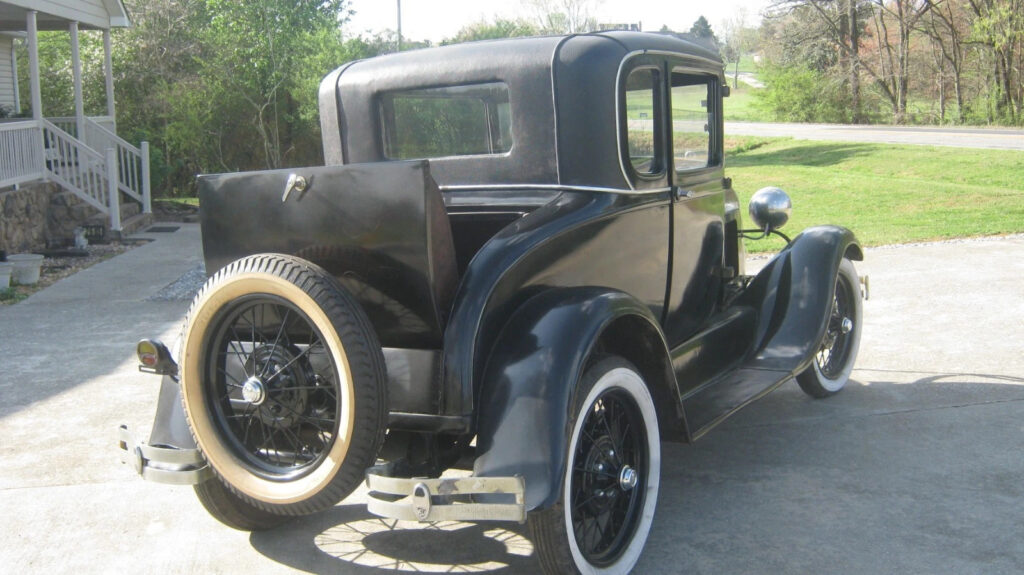 1929 Ford Model A Leather BACK Rumble SEAT Coupe