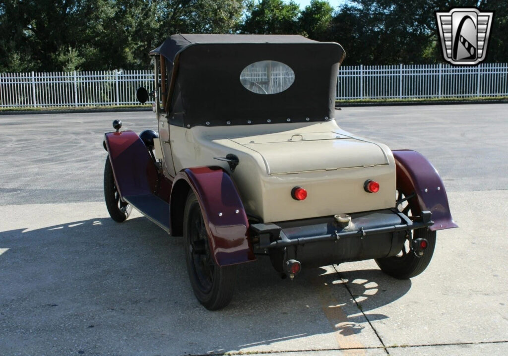 Cream/burgundy 1924 Humber Light Tourer Convertible 4 Cylinder Speed Manual